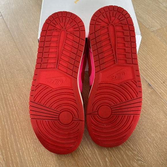 Nike Air Jordan 1 Low women’s - Picture 6 of 6